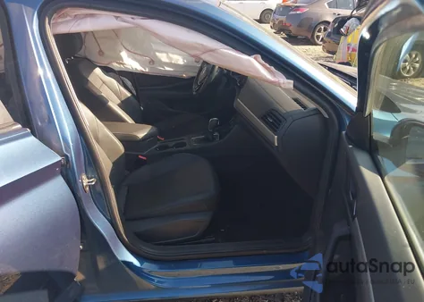 2019 Volkswagen Jetta 1.4T R-Line/1.4T S/1.4T Se из США, поврежденный, VIN 3VWC57BU5KM166311